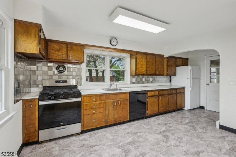 298 Cedar Grove Ln