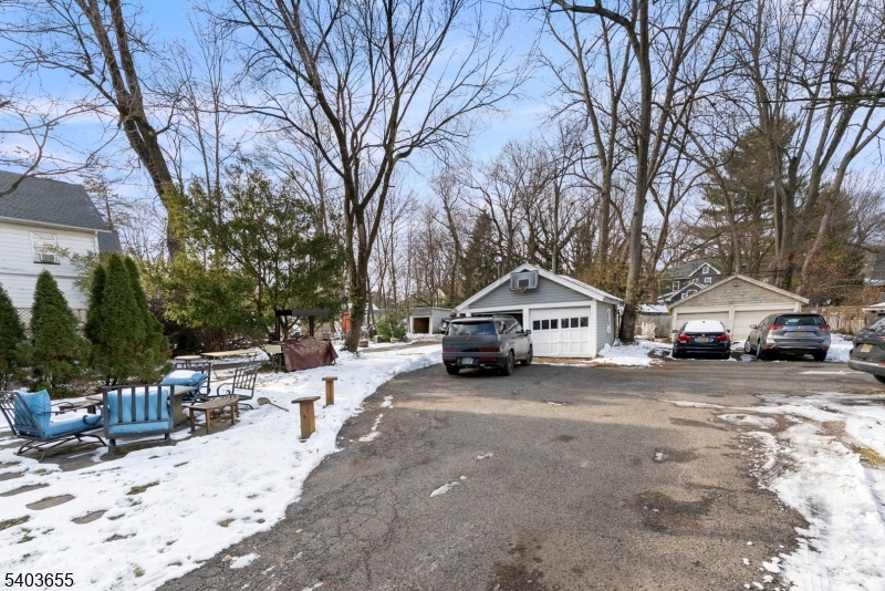 Watchung Plaza - Residential Lease