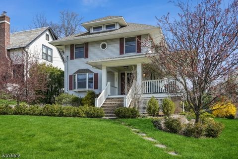 125 Cypress Street, Millburn Twp., NJ 07041 - #: 3915478