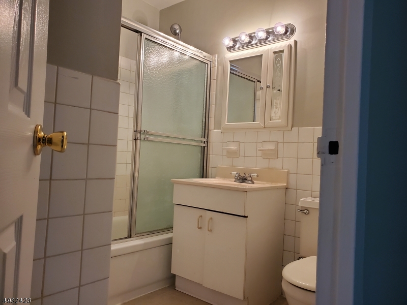 Carlton Towers - Residential