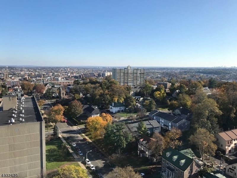 Carlton Towers - Residential