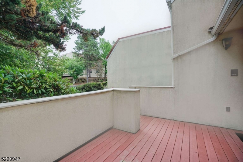 Photo 3 of 38 of 67 Vacca Dr townhome