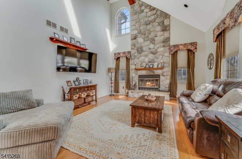 WYNDHAM FARM - Residential