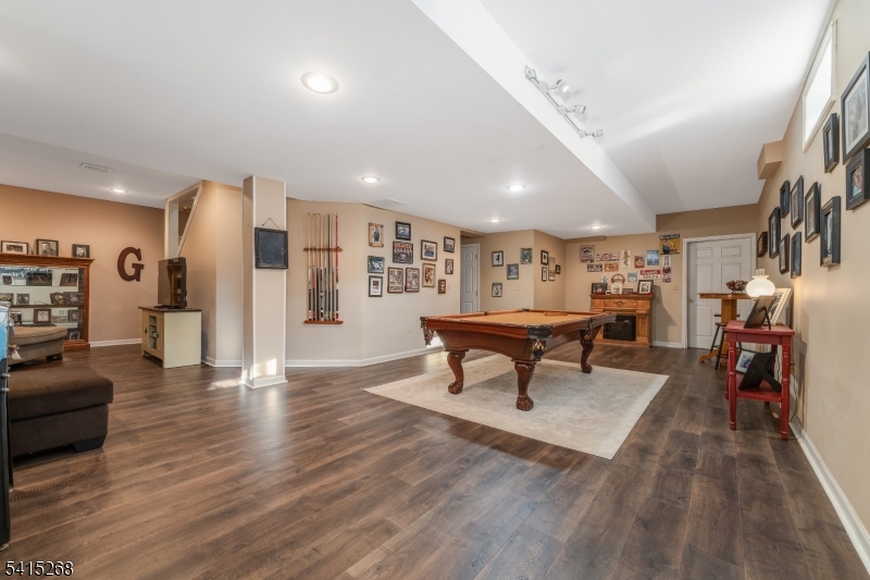 WYNDHAM FARM - Residential