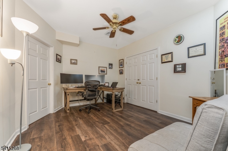 WYNDHAM FARM - Residential