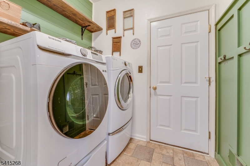 WYNDHAM FARM - Residential