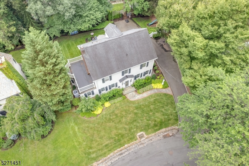 Knollwood - Residential