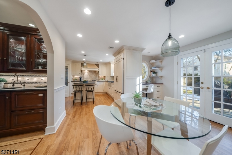 Knollwood - Residential