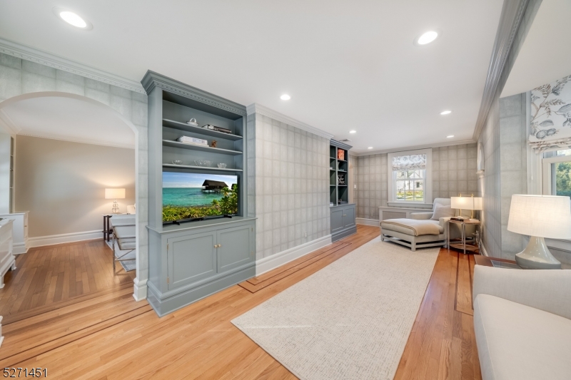 Knollwood - Residential