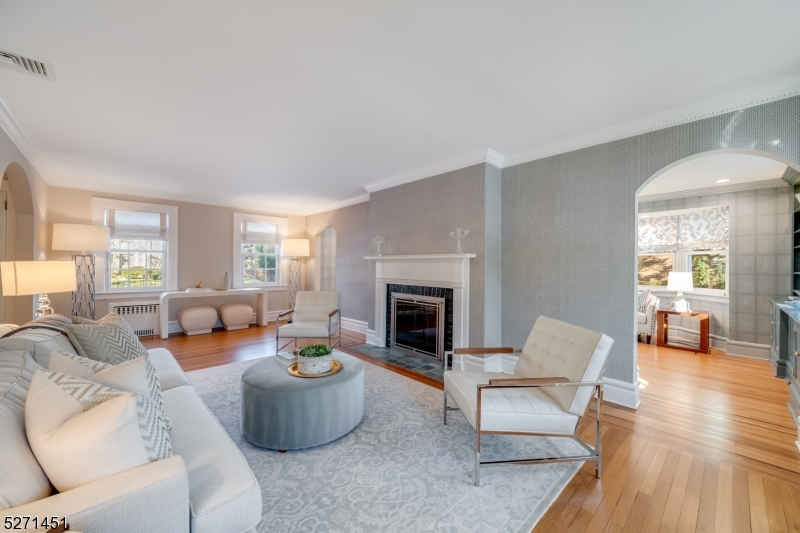 Knollwood - Residential