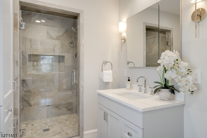 Knollwood - Residential