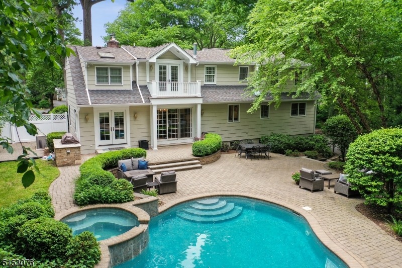 Upper Washington - Residential