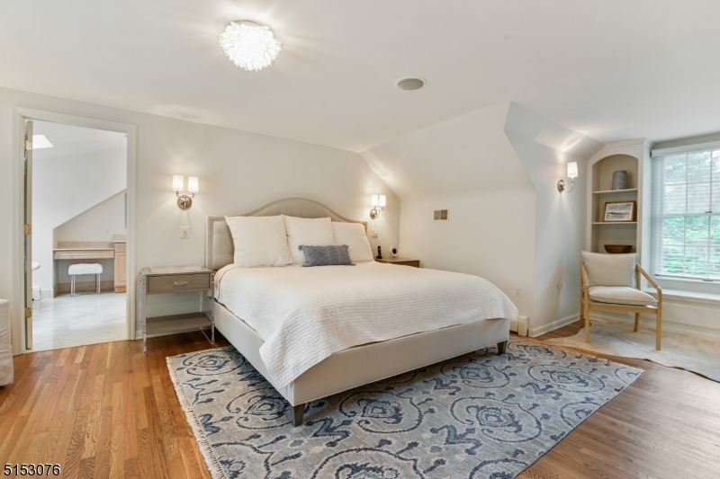 Upper Washington - Residential