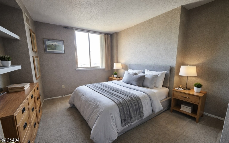 Harmon Cove Towers - Residential