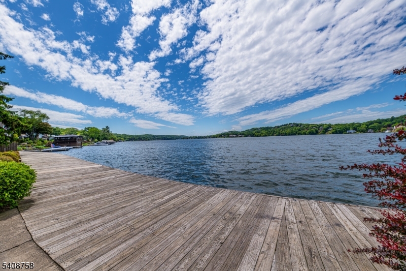 LAKE MOHAWK - Residential