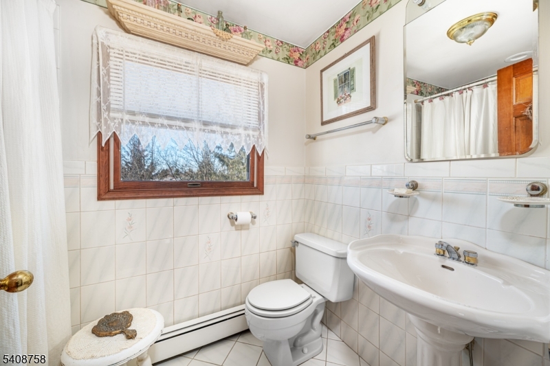 LAKE MOHAWK - Residential