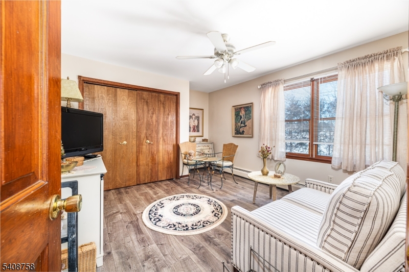 LAKE MOHAWK - Residential