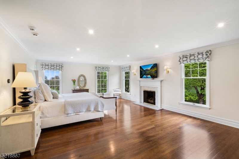 New Vernon - Residential