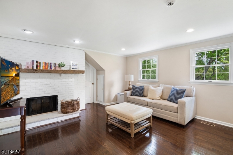 New Vernon - Residential