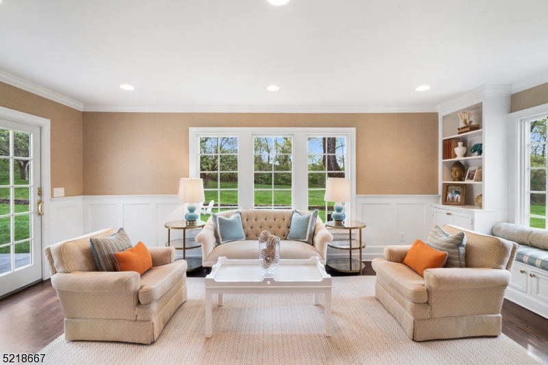 New Vernon - Residential