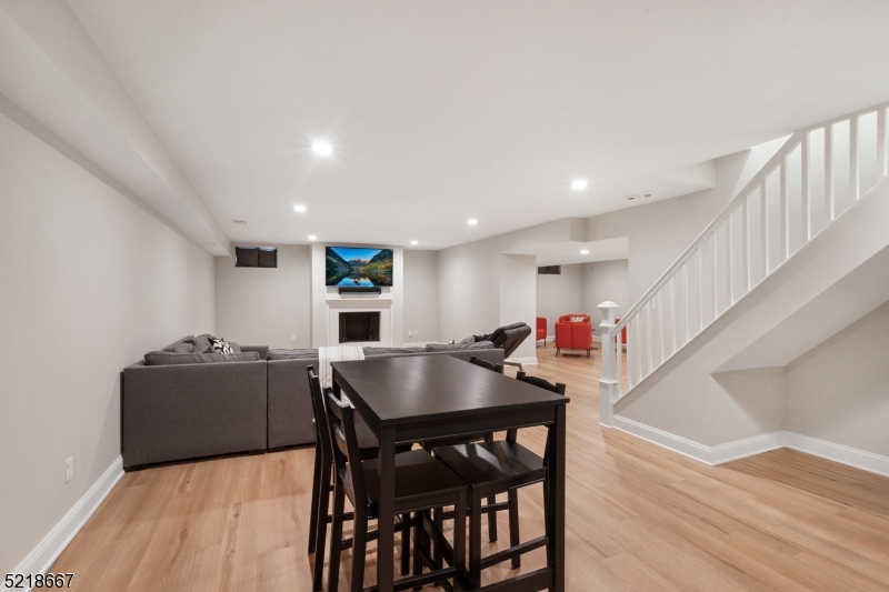 New Vernon - Residential