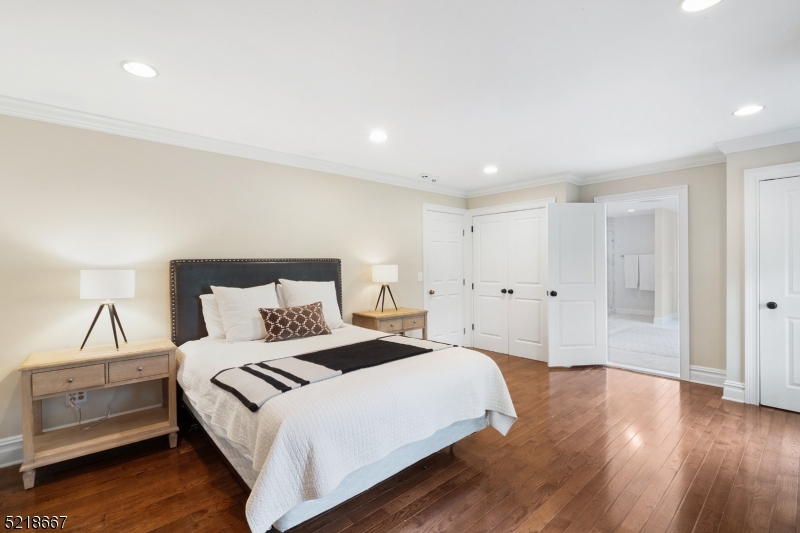 New Vernon - Residential