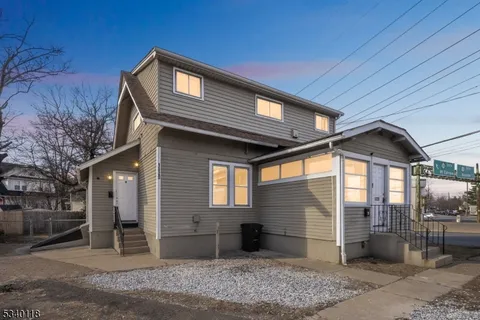 MLS: 3948392