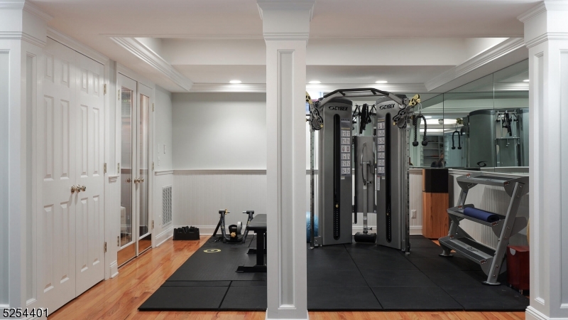 Highland Woods - Residential