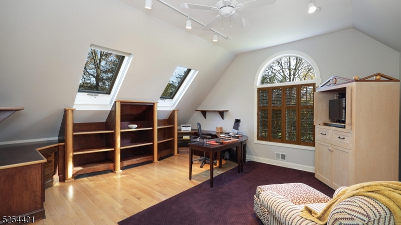 Highland Woods - Residential