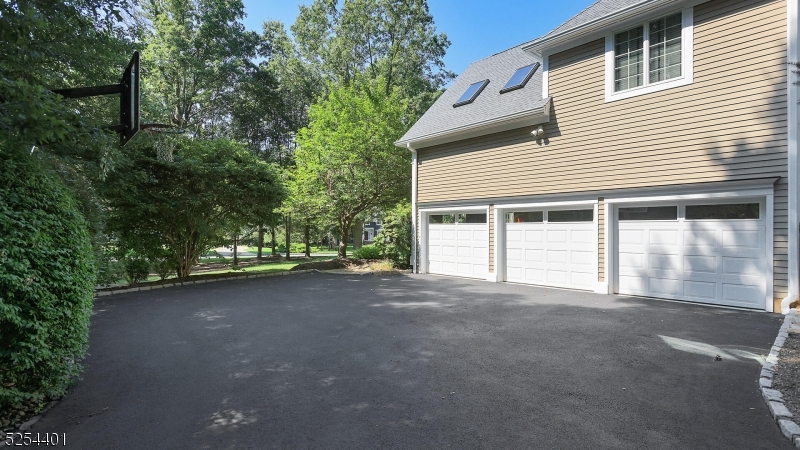 Highland Woods - Residential