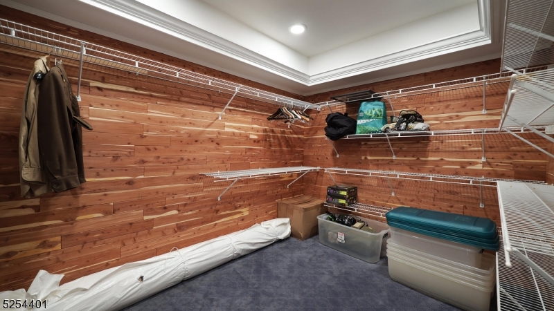 Highland Woods - Residential