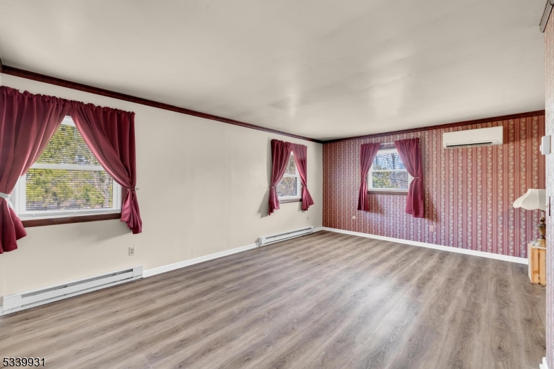 Washington Border - Residential