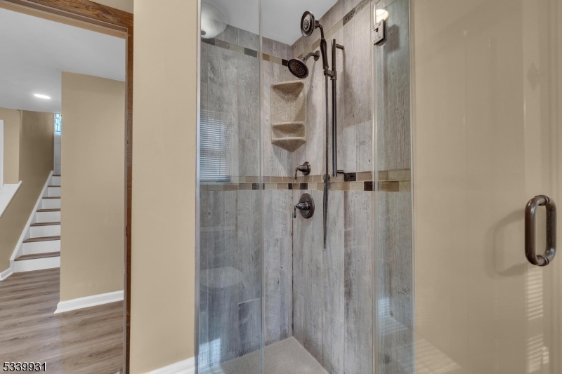 Washington Border - Residential