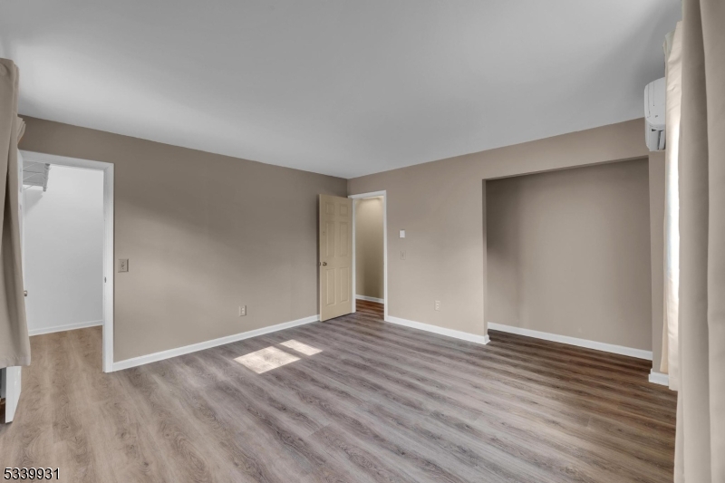 Washington Border - Residential