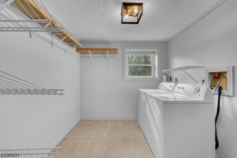 Washington Border - Residential