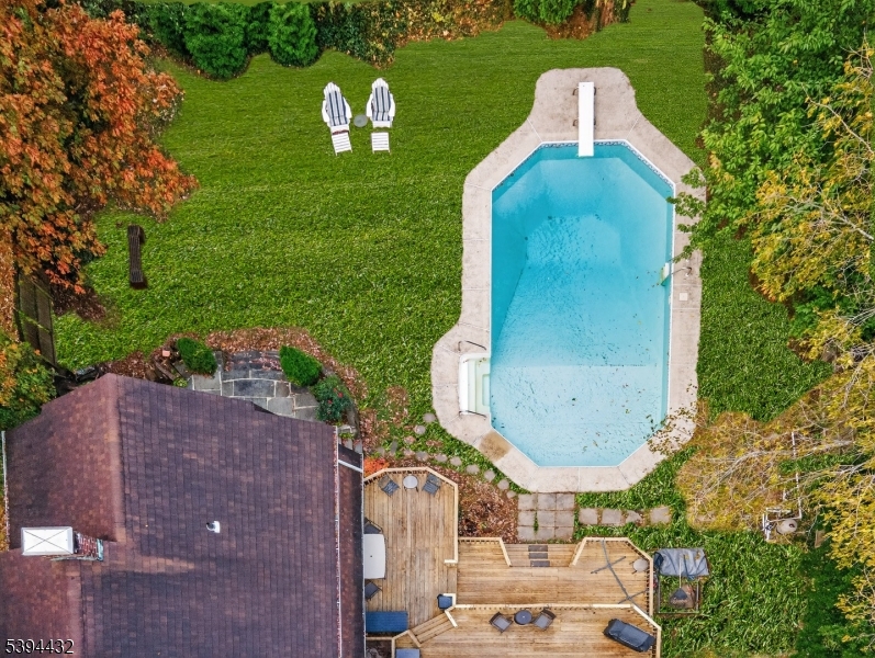 SLEEPY HOLLOW AREA - Residential