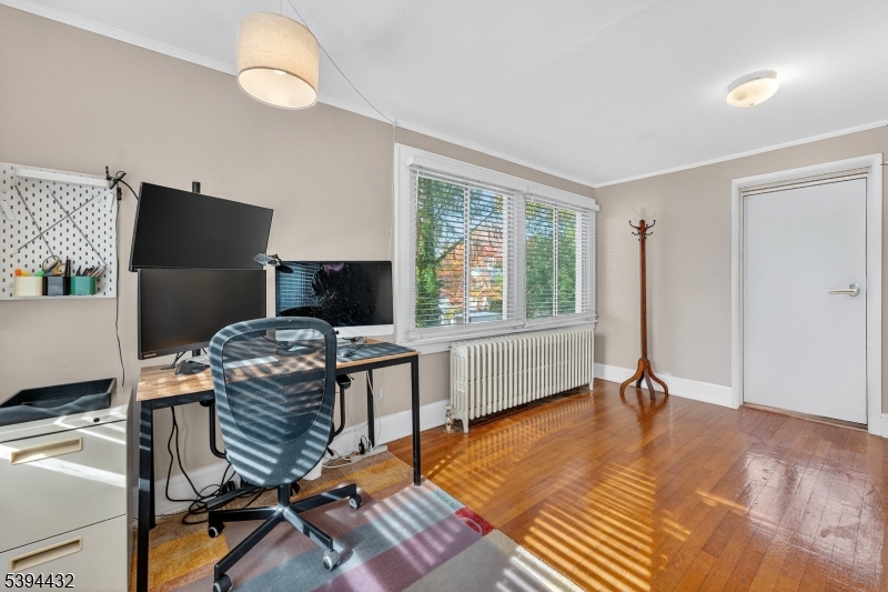 SLEEPY HOLLOW AREA - Residential