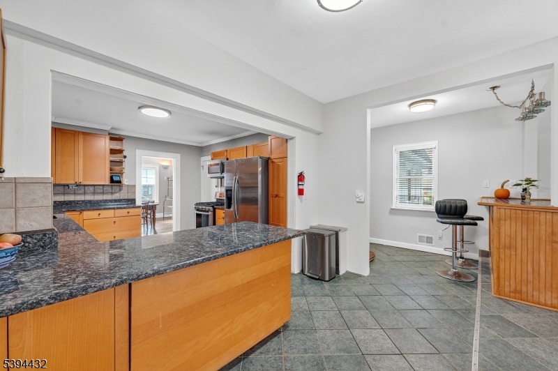 SLEEPY HOLLOW AREA - Residential