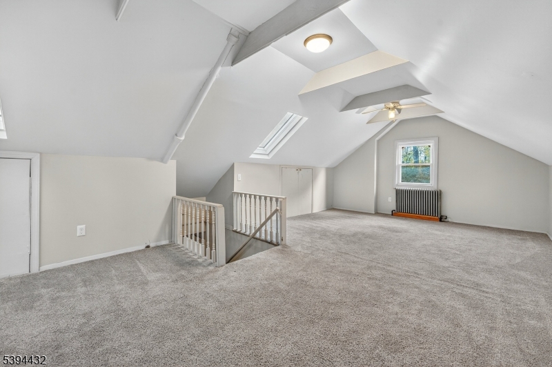 SLEEPY HOLLOW AREA - Residential