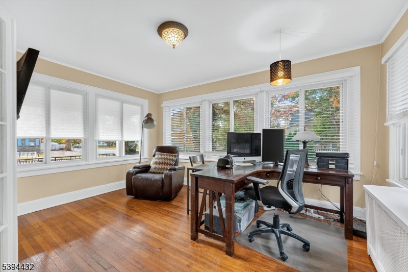 SLEEPY HOLLOW AREA - Residential