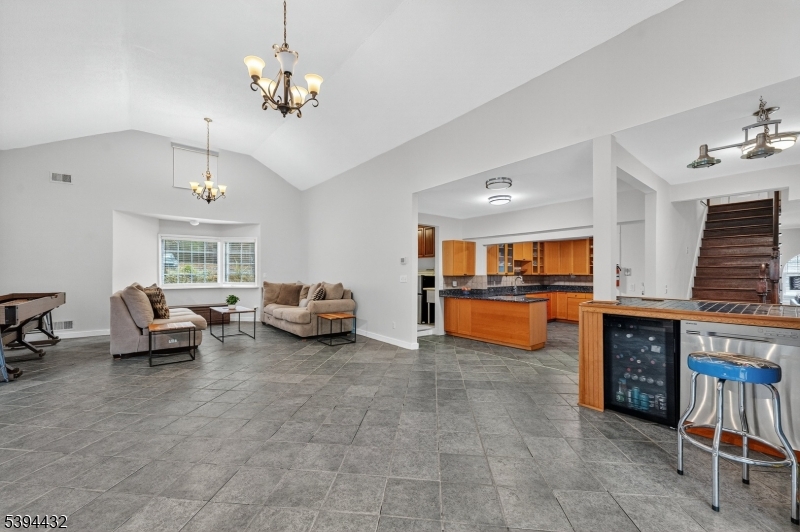 SLEEPY HOLLOW AREA - Residential