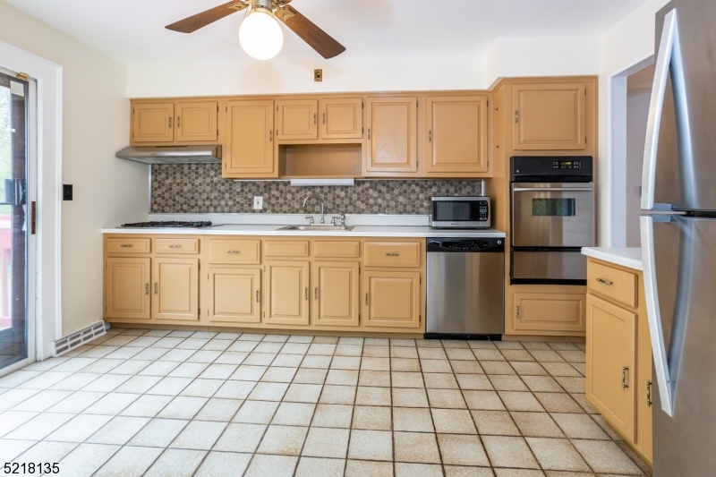 Bee Meadow - Residential