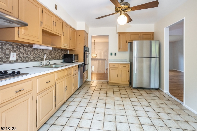 Bee Meadow - Residential