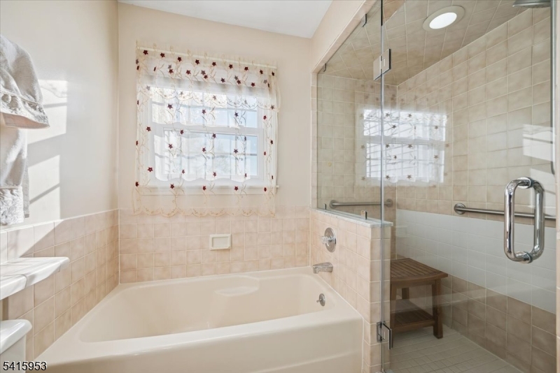 Stone Edge - Residential