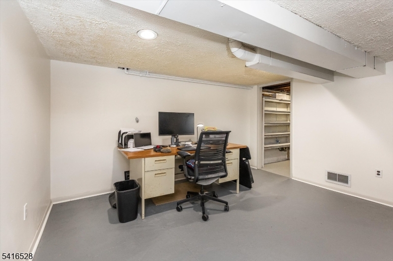 Lionshead - Residential