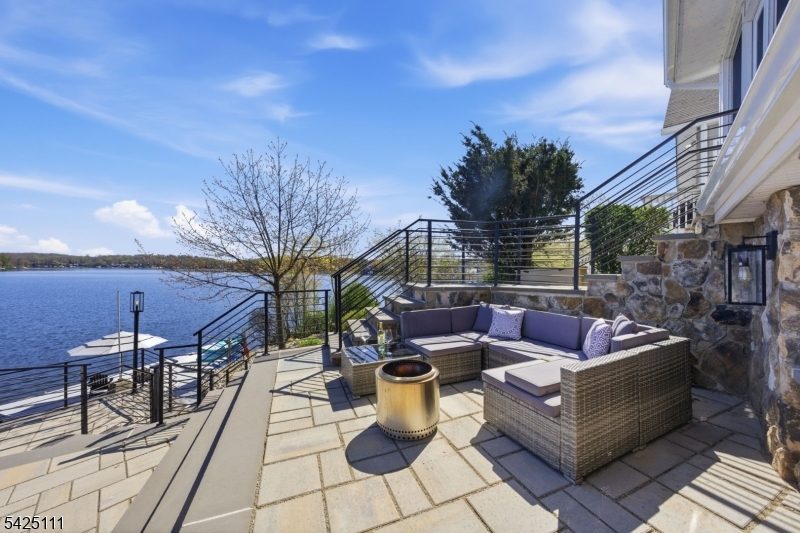 Lakefront - Residential