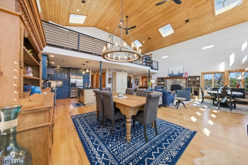 Lakefront - Residential