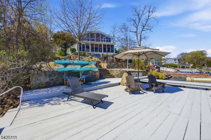 Lakefront - Residential