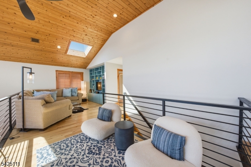 Lakefront - Residential