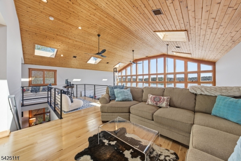 Lakefront - Residential